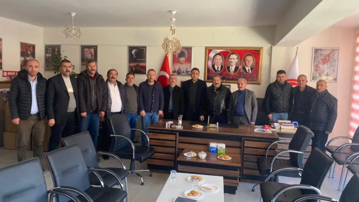 Fendoğlu, Hekimhan ve Kuluncak ilçesinde vatandaşlar ve partililerle bir araya geldi