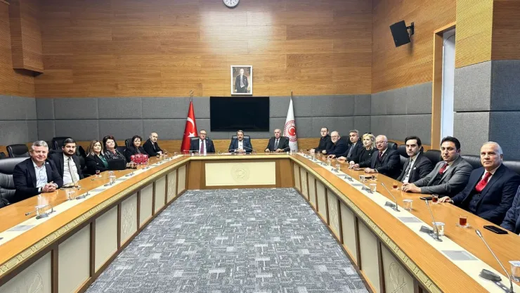 Fendoğlu, MEV Heyetini TBMM'de Ağırladı