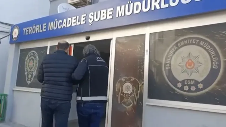 FETÖ'nün Mahrem Yapılanmasına Darbe: 121 Kişi Yakalandı