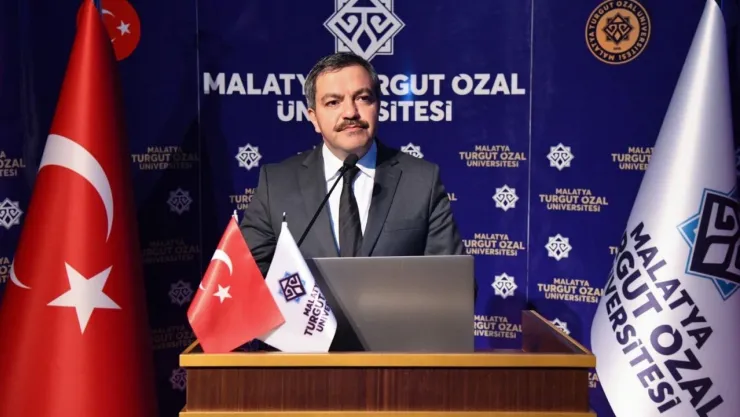 Geçmişten Geleceğe Hemşirelik Konferansı Düzenlendi.
