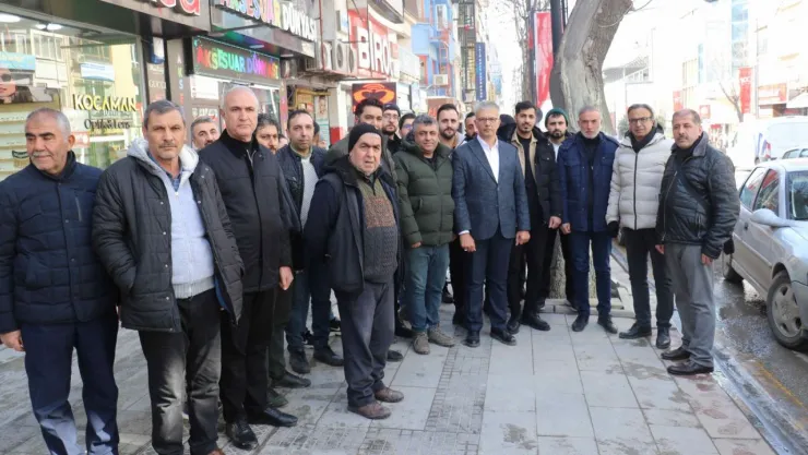 Gezer, Kışla Caddesi Esnafının Sorununu Dile Getirdi