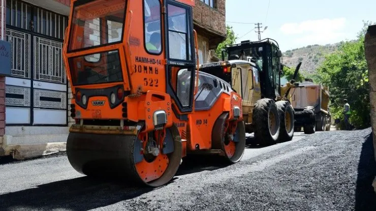 Gürkan: Malatya'nın Her Köşesinde Yoğun Bir Çalışma Gerçekleştiriliyor