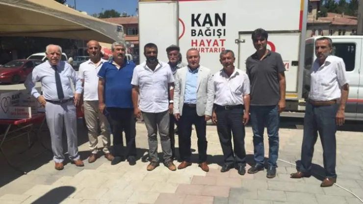 MHP Akçadağ'dan Kan Bağışı