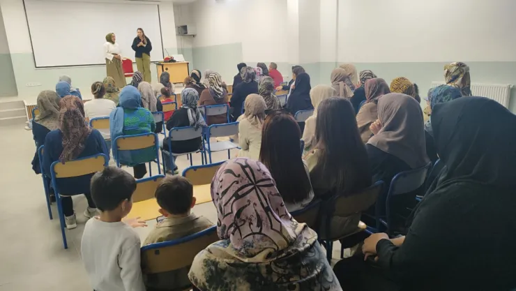 İlkokul Öğrencilerine Okula Uyum Süreci Anlatıldı
