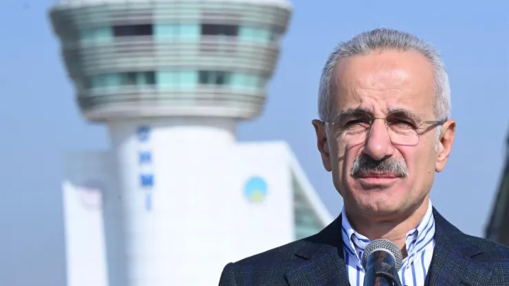 Japonya'daki Uçak Kazası Dikkatleri Havalimanlarına Çevirdi