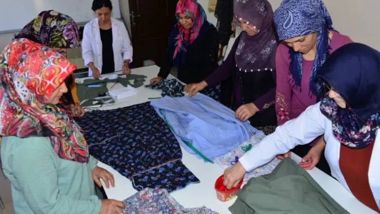 Kadınların El Emeği Göz Nuru Çalışmaları Göz Dolduruyor