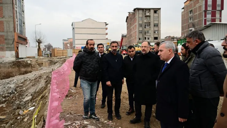 'Kalıcı Konutlar ve İşyerleri İçin Planlı Bir Çalışma Yürütülüyor'