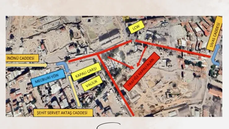 Kapalı Çarşı Önünden Kışla Caddesi'ne Kadar Trafiğe Kapatıldı