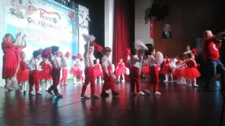 Karamel Çocuk Üniversitesinde 23 Nisan Etkinliği