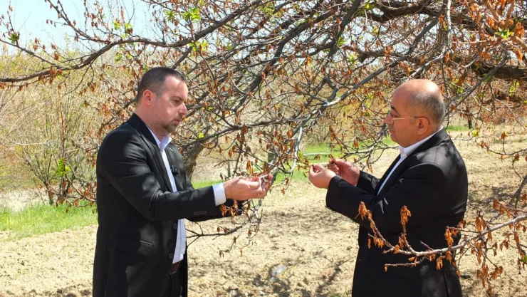 Maginder Sahaya İndi, Çiftçilerle Destek Bekliyor!
