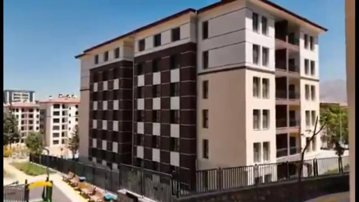 Malatya'da deprem konutları yükseliyor! Yakınca'da yeni yaşam başlıyor