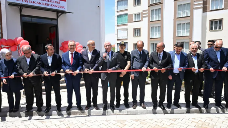 Malatya'da Ilıcak Camii ve Kur'an kursu dualarla açıldı
