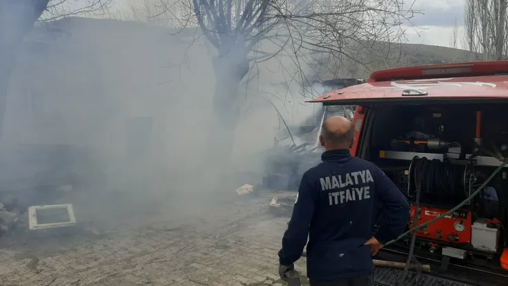 Malatya'da korkutan bahçe yangını