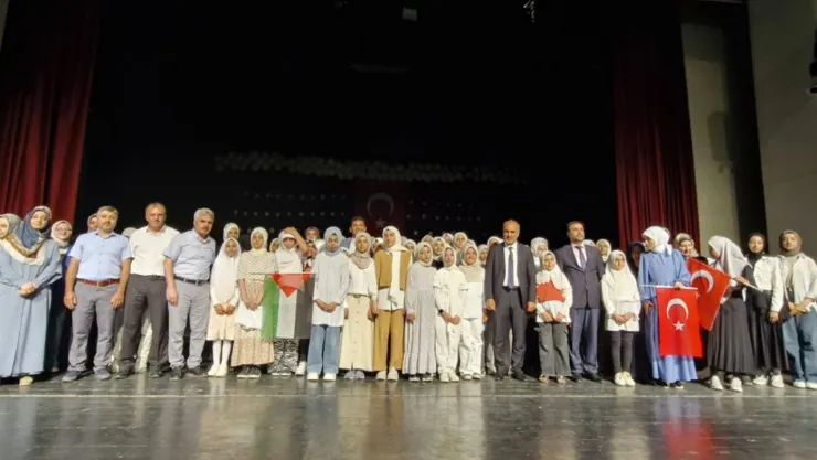 Malatya'da yatılı yaz kız Kur'an kursu kapanış programı düzenlendi