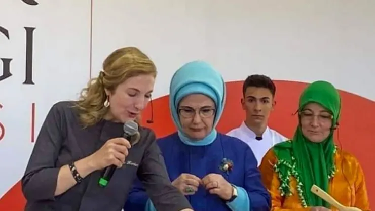 Malatya'nın 'Hırçikli Köftesi'ni yuvarladı