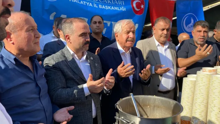 Malatya Ülkü Ocakları'ndan Anlamlı Aşure Etkinliği