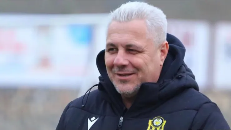 Marius Sumudica hakemle tartıştı kırmızı kart gördü