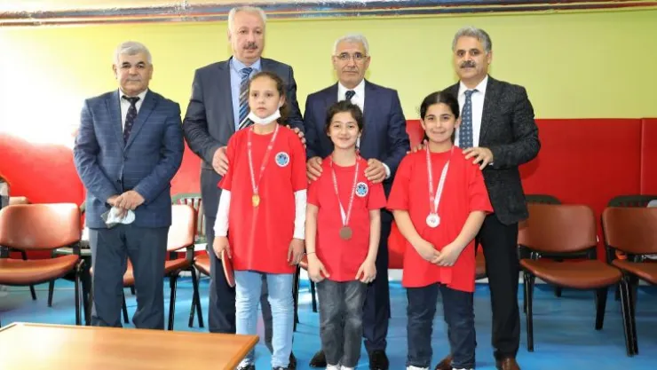 Masa Tenisi Günü Battalgazi'de Özel Turnuva İle Kutlandı