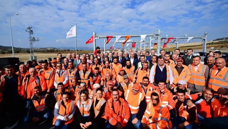 Mersin OSB otoyol bağlantısı açılış törenine katıldı.