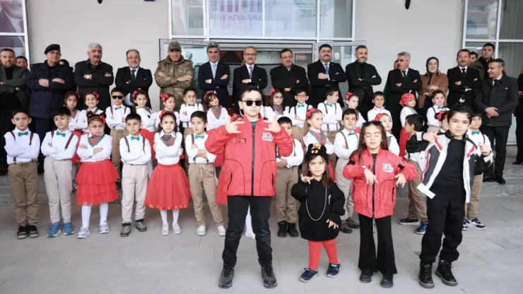 Milli Teknoloji Maket Sergisi Yoğun İlgiyle Ziyaretçilerini Ağırlıyor