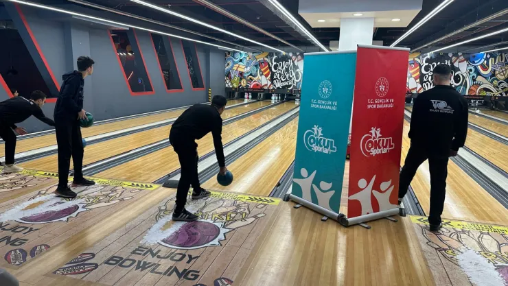 Okul Sporları Bowling Liseler İl Birinciliğine Yoğun İlgi