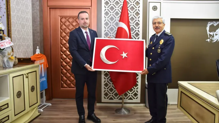 Polis Haftası'nda Duygu Yüklü Buluşma