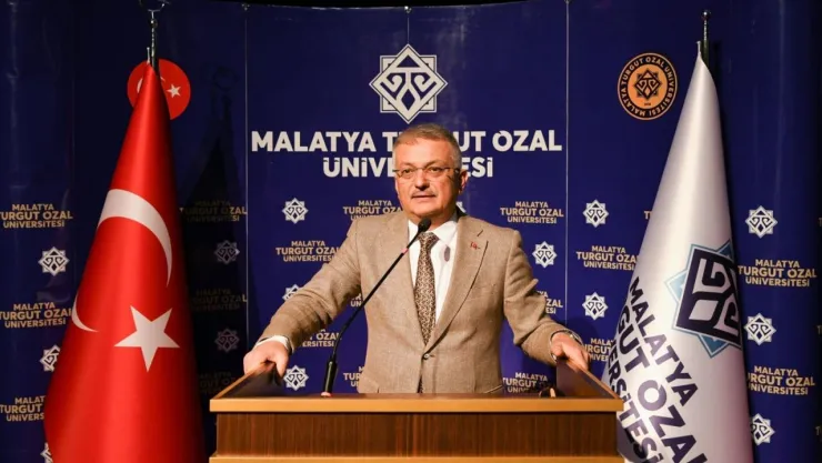 Prof. Dr. Fuat Sezgin ve Müslümanların Bilime Katkıları Konulu Konferans Düzenlendi