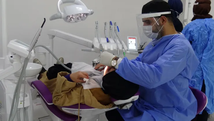 Prof. Dr. Şimşek: Temizlenmeyen diş bakterileri kalp rahatsızlığı olanlarda ölümcül sonuçlar doğurabilir