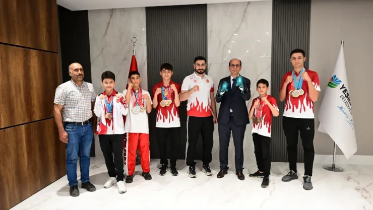 'Şampiyon Sporcularımızla Gurur Duyuyoruz'