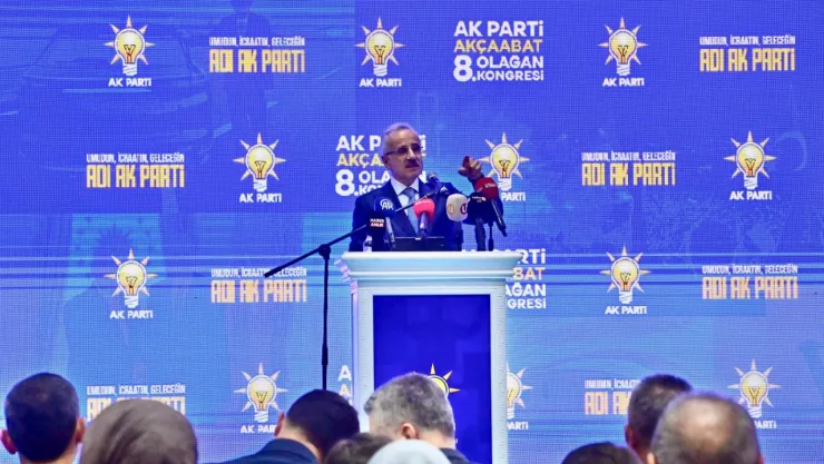 Samsun-Sarp Demiryolu 10 Milyon Kişiye Hizmet Edecek