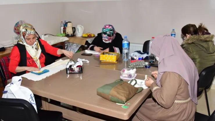 Semt Konakları Ev Hanımlarına Ek Gelir Sağlıyor