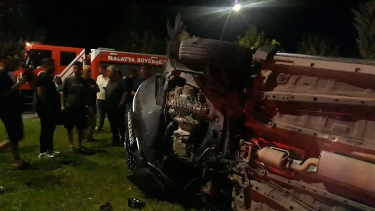 Tecde Mahallesi Altın Kayısı Bulvarında Trafik Kazası: 1 Ölü