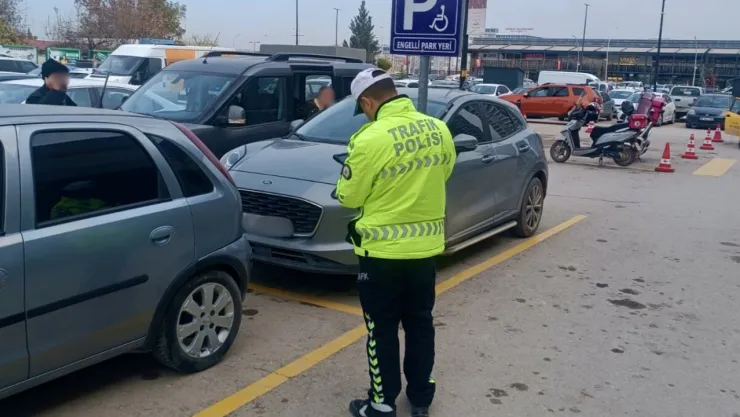 Trafik Ekipleri Engelli Park Alanlarını Mercek Altına Aldı