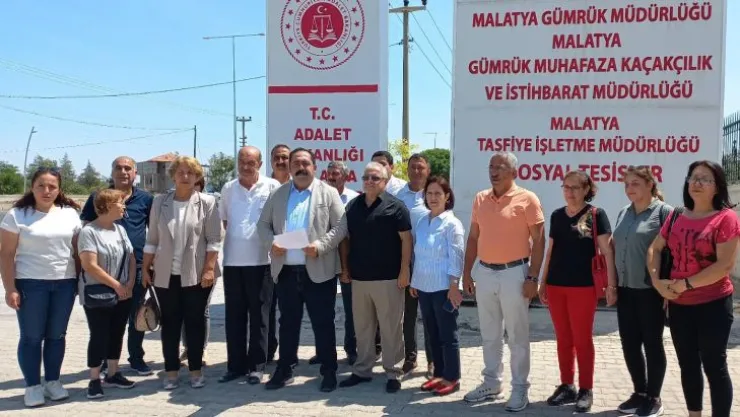 'TRT Genel Müdürü Yanlı Yayınlarıyla  Suç İşlemektedir'