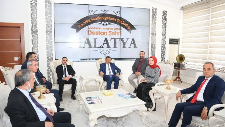 Türk Kızılay'ı Malatya Şube Başkanlığına Seçilen Dr. Harun Kurt, Başkan Gürkan'ı Ziyaret Etti