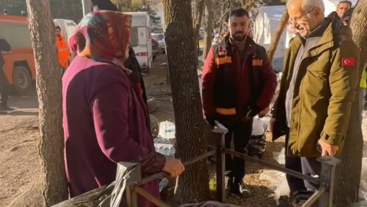 Ulaştırma Ve Altyapı Bakanı Abdulkadir Uraloğlu: 3 Bin Vagondan Oluşan 170'inci Yardım Treni Deprem Bölgesine Ulaştı