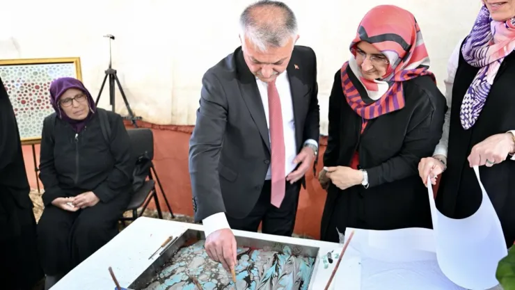 Vali Ersin Yazıcı, Hayat Boyu Öğrenme Haftası Açılış Programına Katıldı