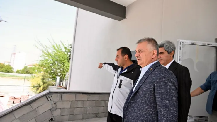 Vali Ersin Yazıcı İlimizdeki Okul İnşaatlarında İncelemelerde Bulundu