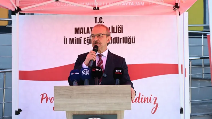 Vali Seddar Yavuz Adnan Başdemir Ortaokulu Açılış Törenine Katıldı