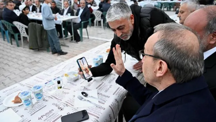 Vali Yavuz İftar Programında Hafızlarla Bir Araya Geldi