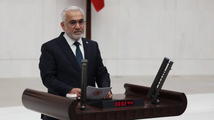 Yapıcıoğlu: Yeni yüzyılın kayıp olmaması için yeni bir anayasa şart