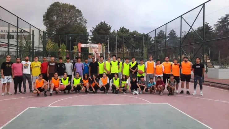 Yargıtay ve YSK Üyesi Orhan Usta Adına Basketbol Turnuvası Düzenlendi