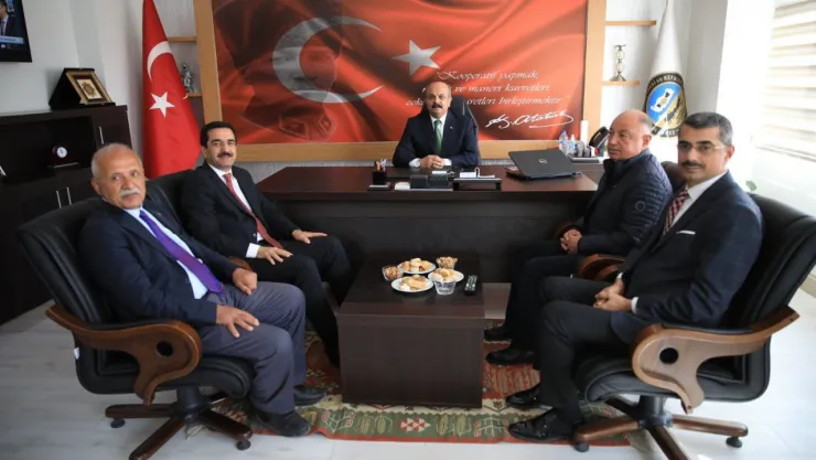 'Yeni Çarşı Kısa Sürede Tamamlanacak'