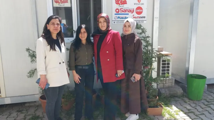 Yeniden Refah Partisi  Kadın Kolları ABYB'yi ziyaret etti