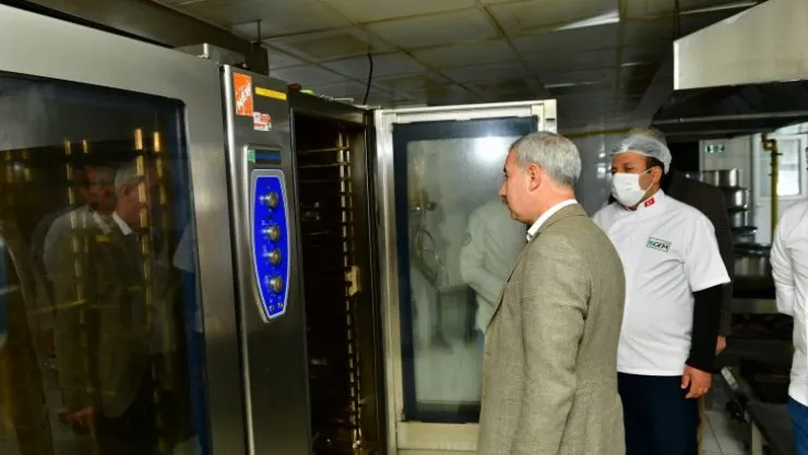 Yeşilyurt Belediyesi Yemek Fabrikası, Nezih Ve Kaliteli Hizmetlerini Geliştirip İlerletiyor