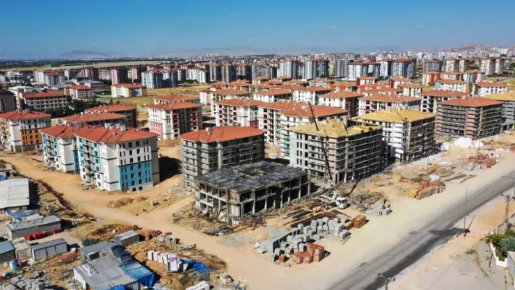 Yeşilyurt İkizce TOKİ Şantiyesinde Can Kaybı: Genç İşçi Yüksekten Düşerek Vefat Etti