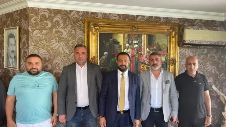 Zaza Tv Yönetimi Tanınmış İş İnsanı Osman Baylaz'ı Ankara'da Ziyaret Etti