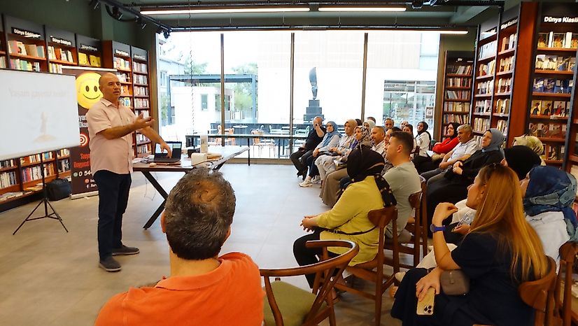 Akademik başarıda aile tutumlarının önemi anlatıldı