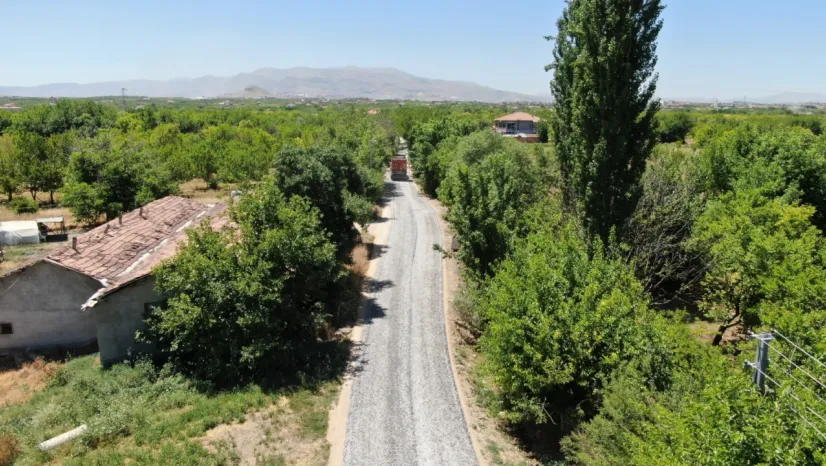 Büyükşehir Belediyesi Bahçelievler Mahallesi'nin Yol Sorununu Çözdü