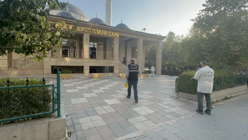 Cami Tuvaletinde Unutulan Şüpheli Çanta Polisi Harekete Geçirdi